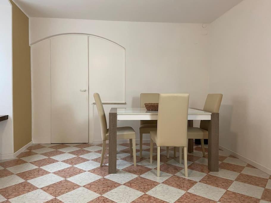 Appartamento A Rovereto โรเวเรโต ภายนอก รูปภาพ